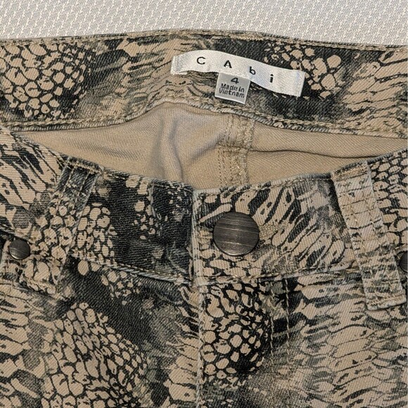 CAbi Womens Size 4 Style #958 Diamondback Snake Reptile Print Super Skinny Jeans - Picture 3 of 10